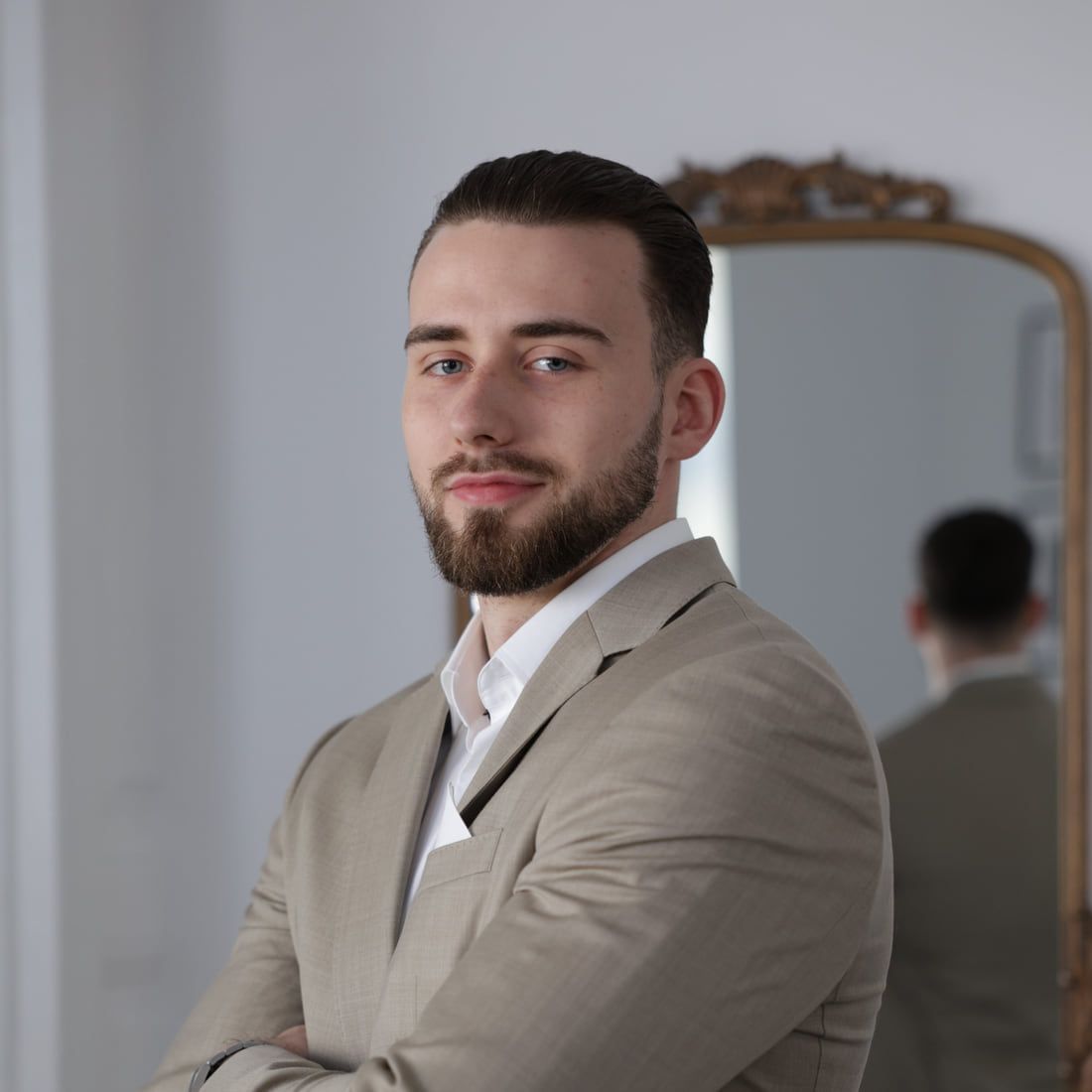 Wiktor Czabara — agent nieruchomości w Krakowie